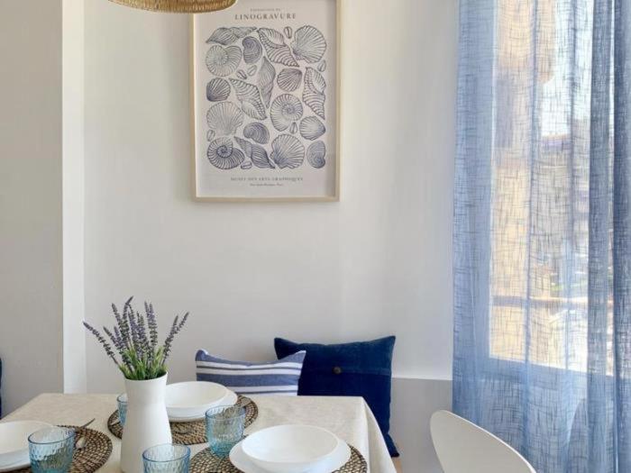 Apartbeach La Brisa Y Frente Playa La Pineda Eksteriør billede