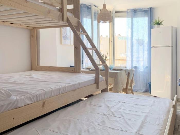 Apartbeach La Brisa Y Frente Playa La Pineda Eksteriør billede