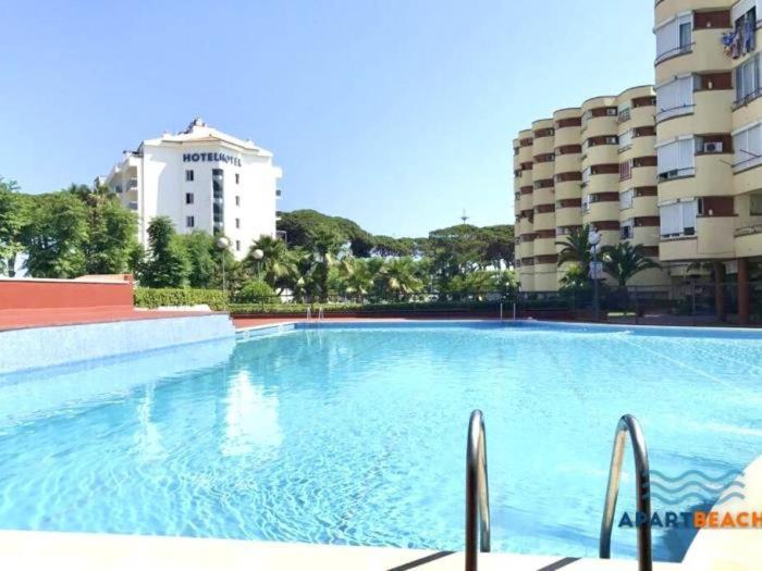 Apartbeach La Brisa Y Frente Playa La Pineda Eksteriør billede