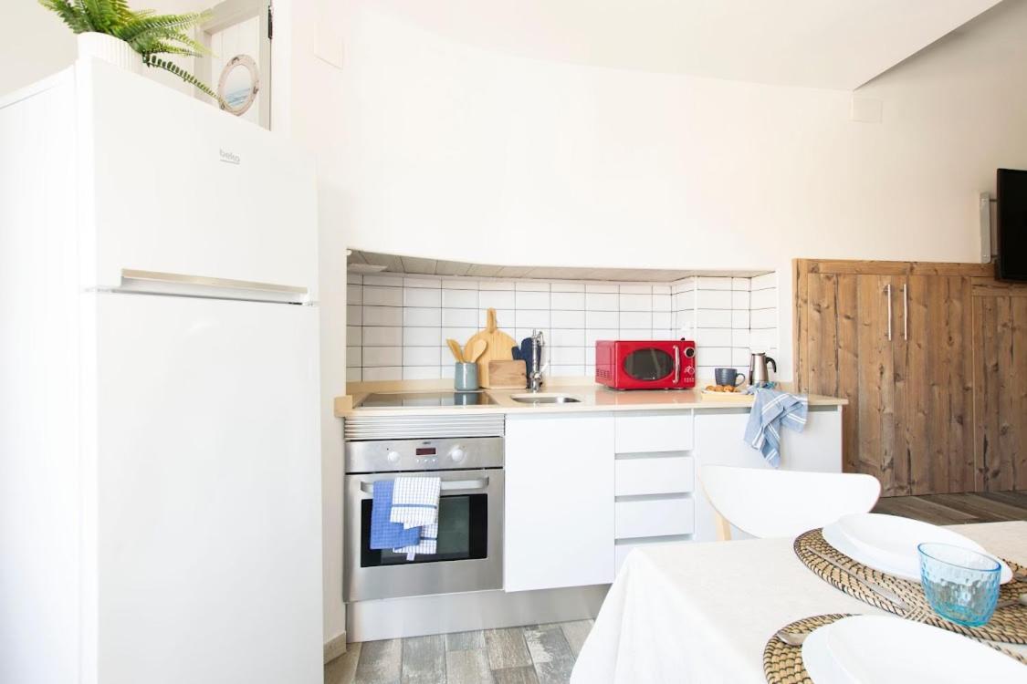 Apartbeach La Brisa Y Frente Playa La Pineda Eksteriør billede