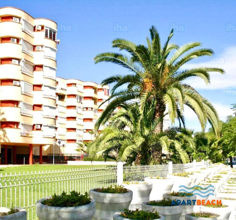 Apartbeach La Brisa Y Frente Playa La Pineda Eksteriør billede
